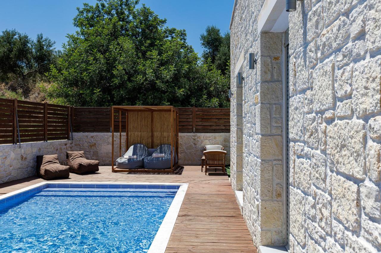 Villa Vera - With Private Heated Pool & Jacuzzi Pangalochori Eksteriør billede