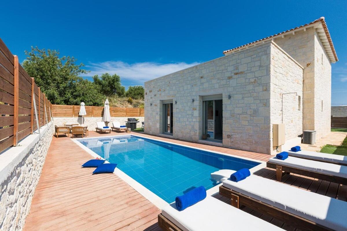 Villa Vera - With Private Heated Pool & Jacuzzi Pangalochori Eksteriør billede