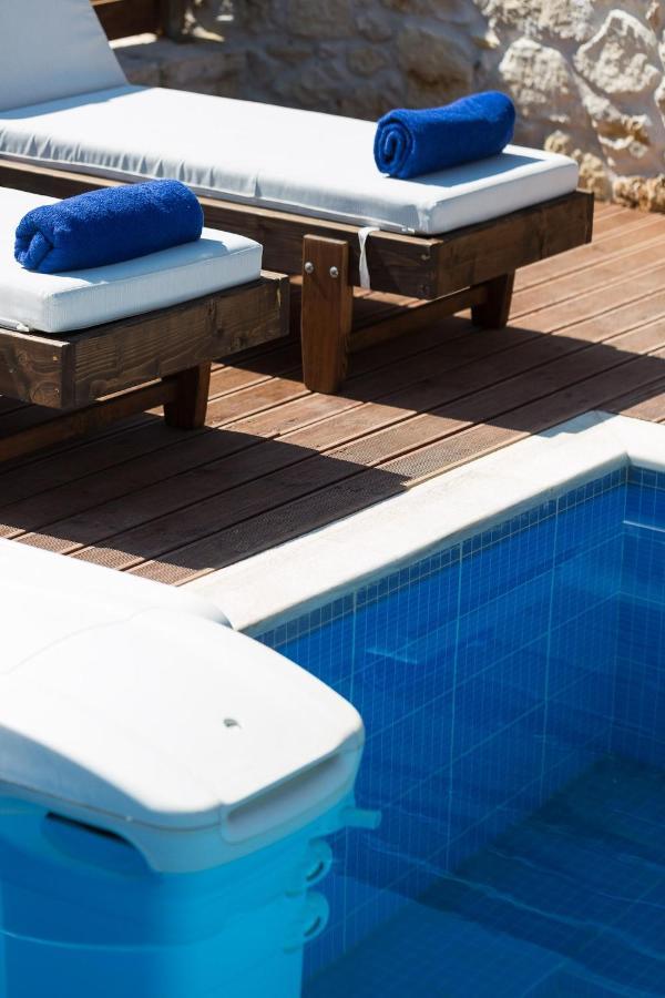 Villa Vera - With Private Heated Pool & Jacuzzi Pangalochori Eksteriør billede